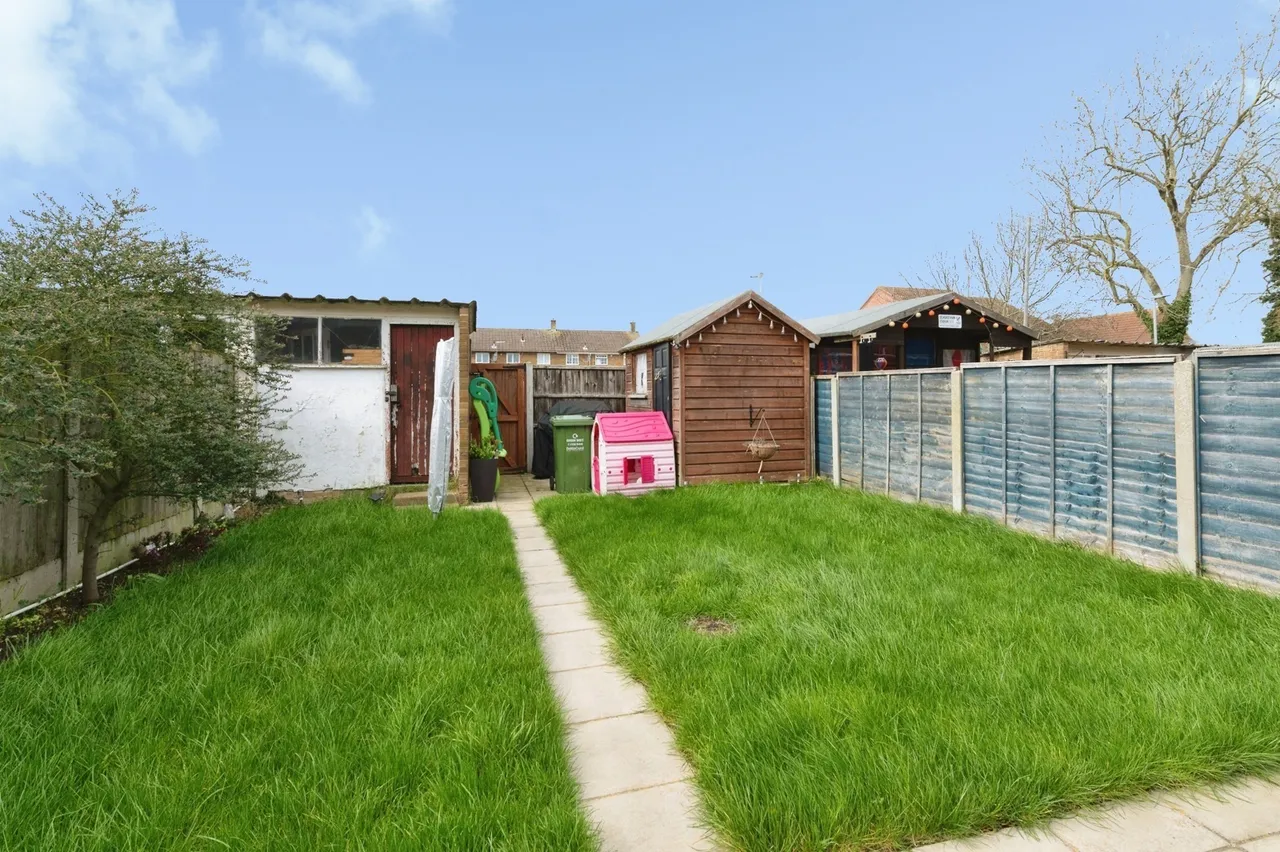 Beech Road, Basildon, Essex, SS14, photo 18