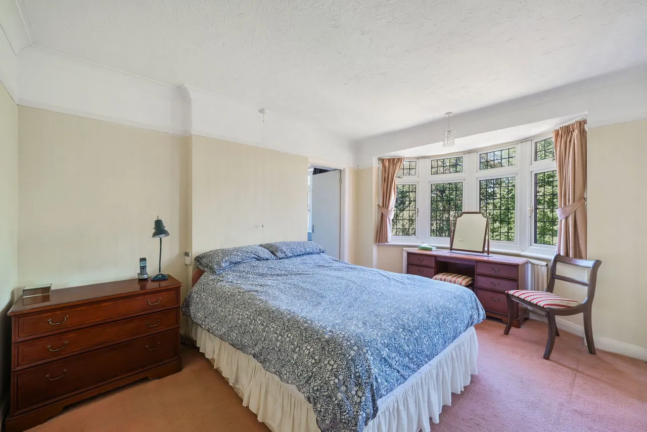 Chestnut Avenue, Ewell, Surrey, KT19 0SY, photo 10