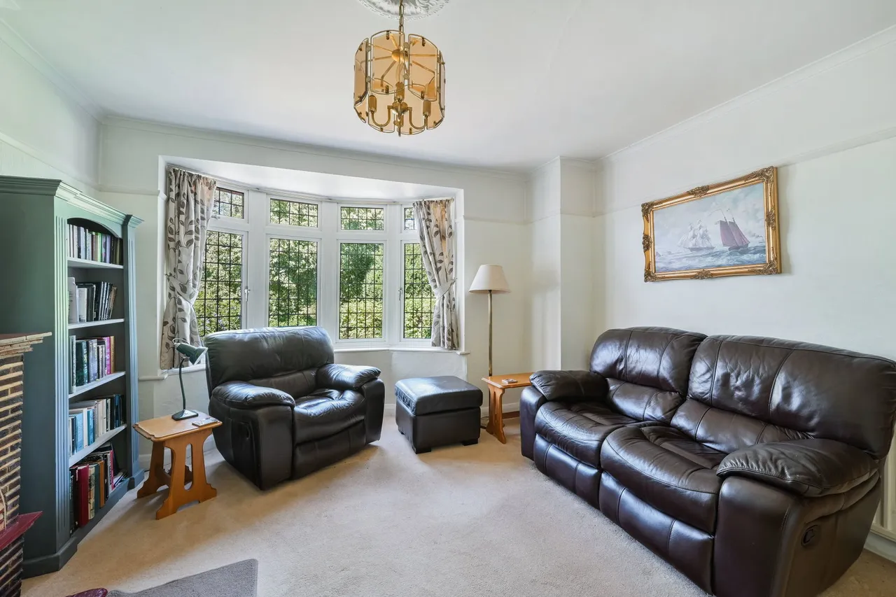 Chestnut Avenue, Ewell, Surrey, KT19 0SY, photo 4