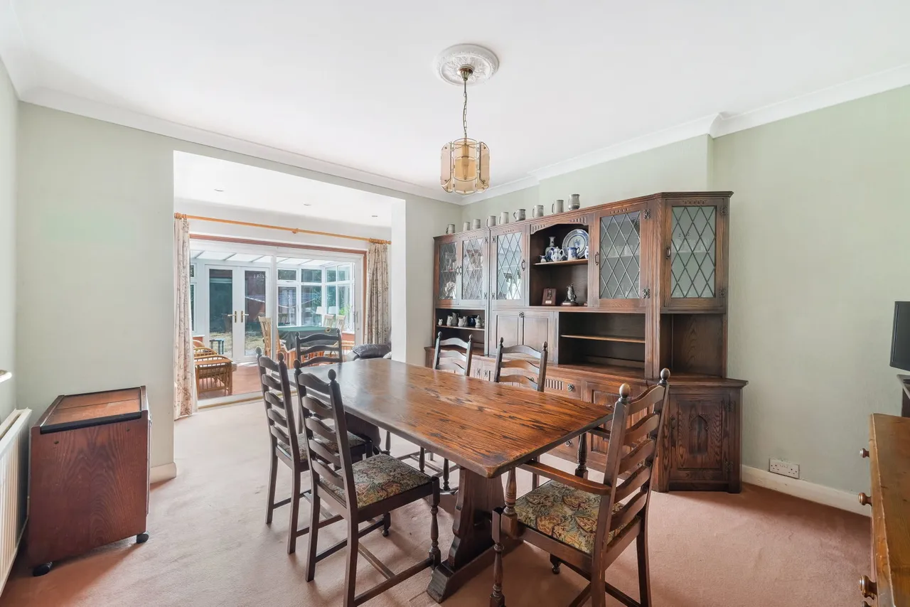 Chestnut Avenue, Ewell, Surrey, KT19 0SY, photo 8
