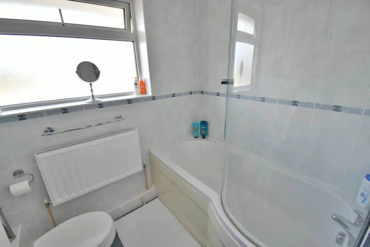 Twyford House, BH22, photo 8