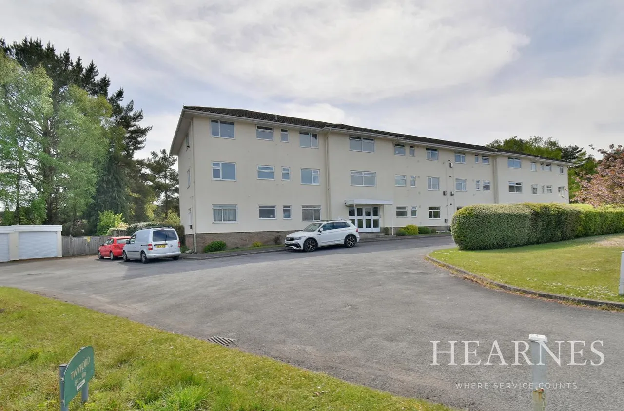 2 bed flat for sale, Twyford House, BH22