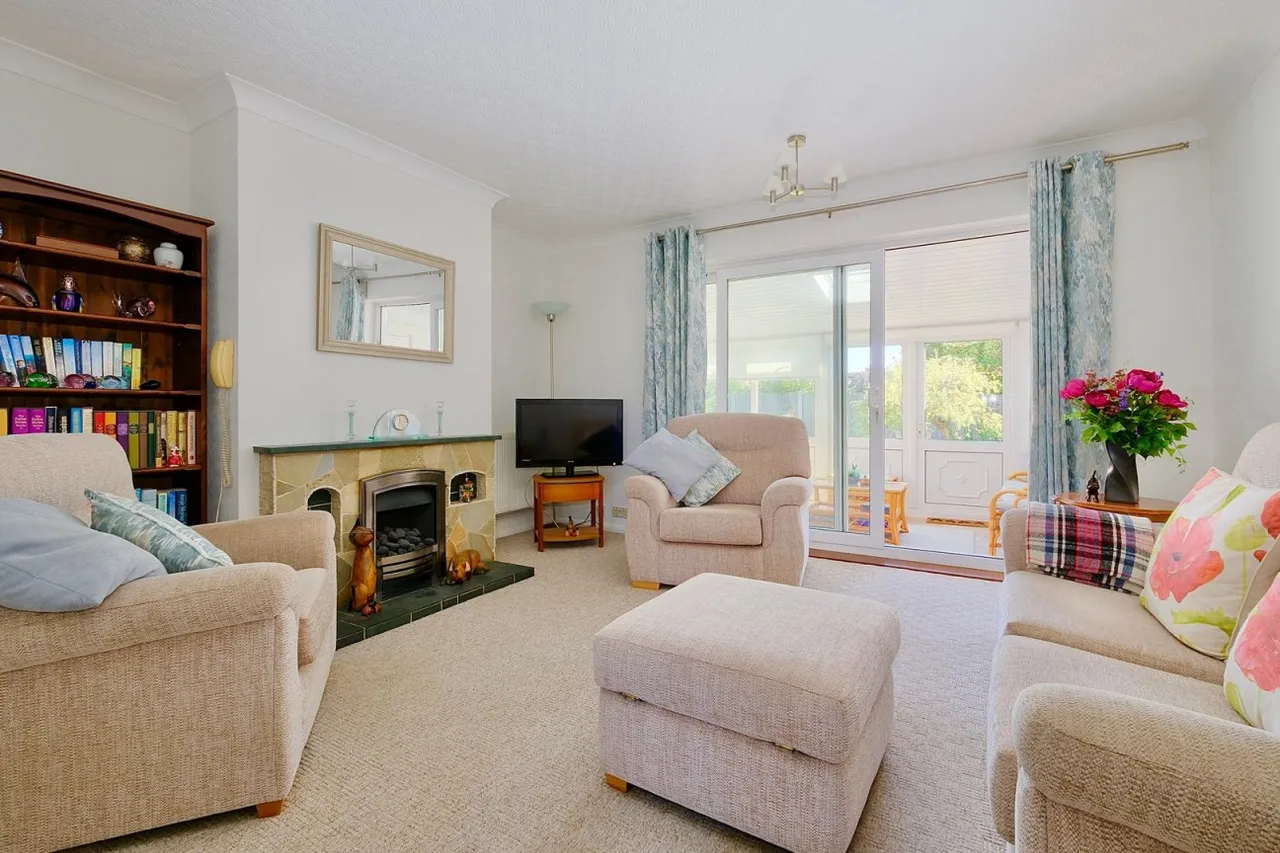 Dryden Close, St Ives, PE27, photo 2