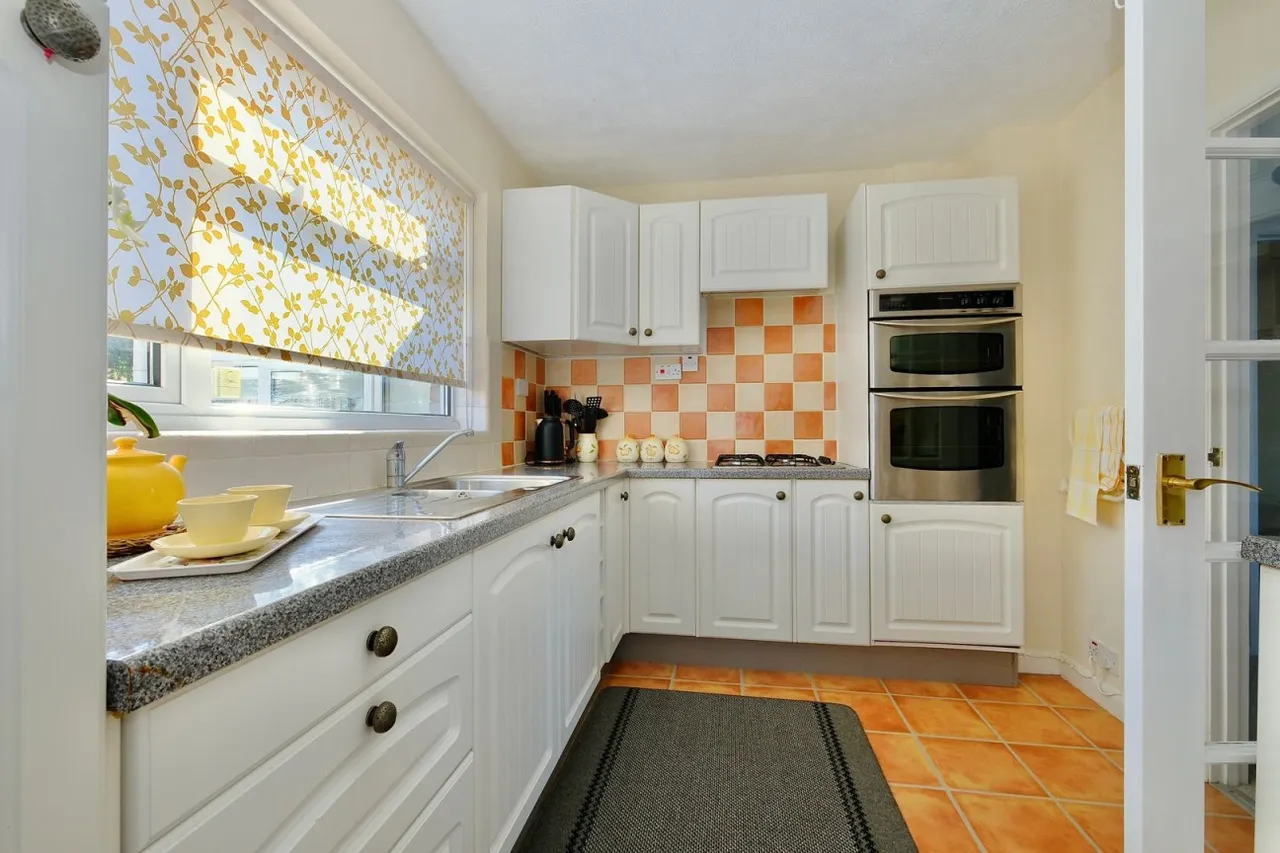Dryden Close, St Ives, PE27, photo 5