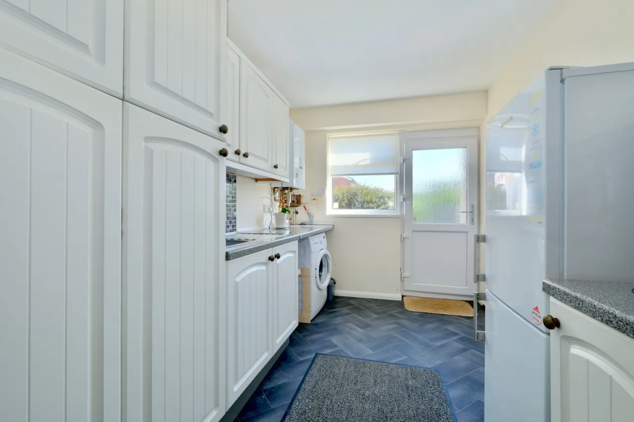 Dryden Close, St Ives, PE27, photo 8