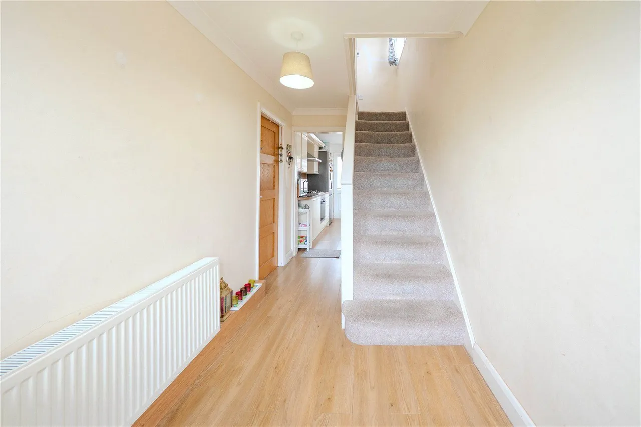 Linton Drive, Leeds, LS17, photo 12