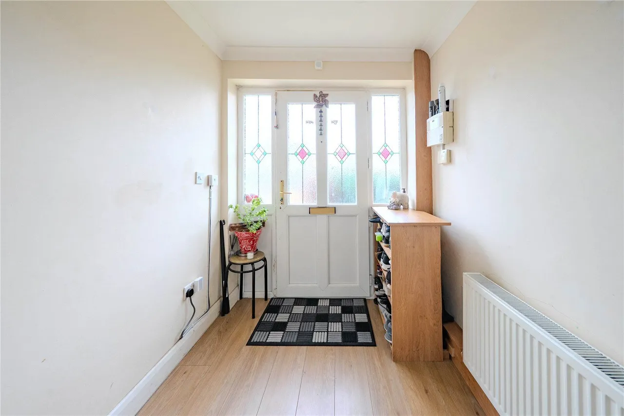 Linton Drive, Leeds, LS17, photo 13
