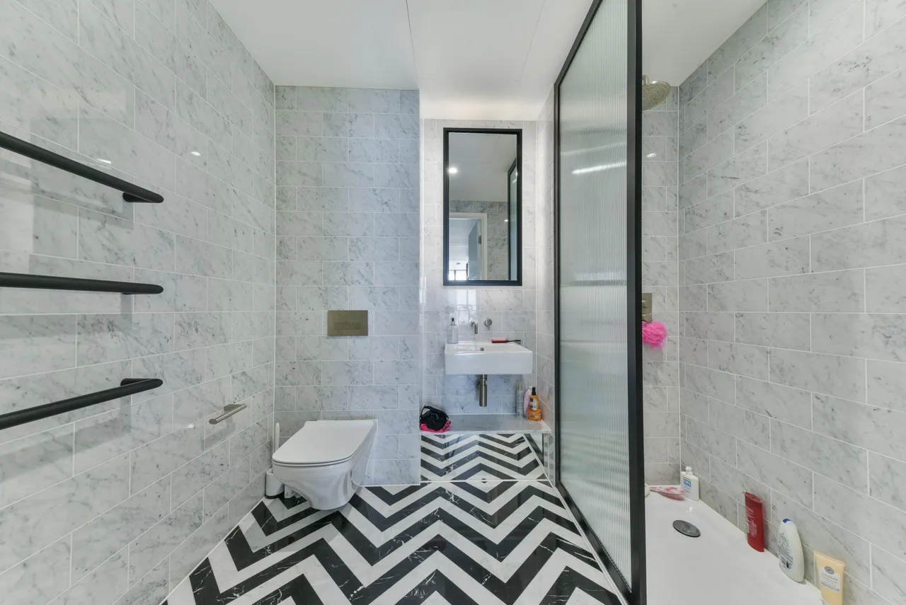 Wardian, Bagshaw Building, E14, photo 12