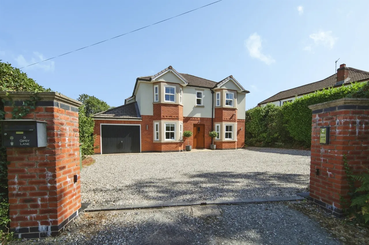 4 bed house for sale, Gipsy Lane, Balsall Common, CV7