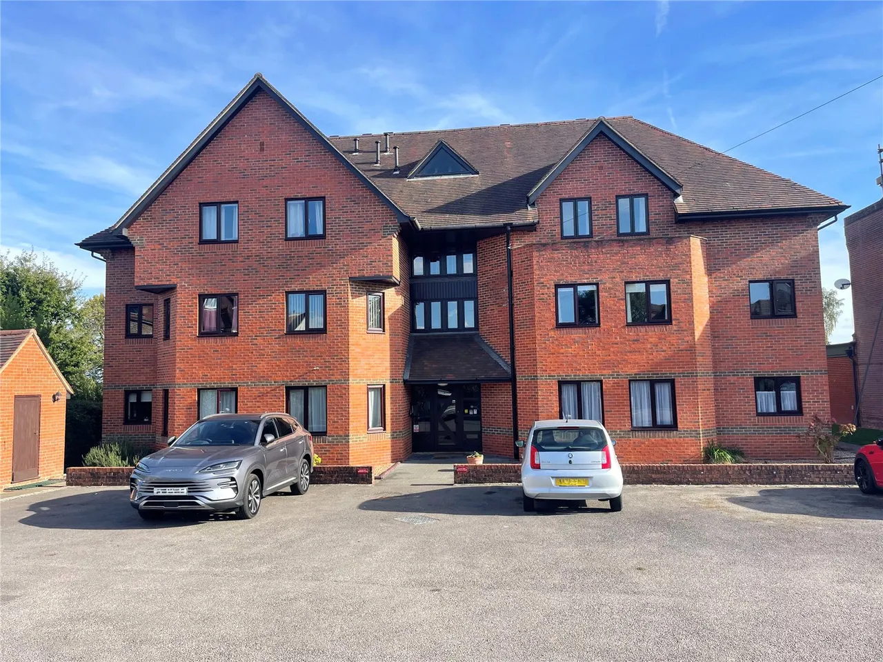 Portland Road, East Grinstead, RH19, photo 13