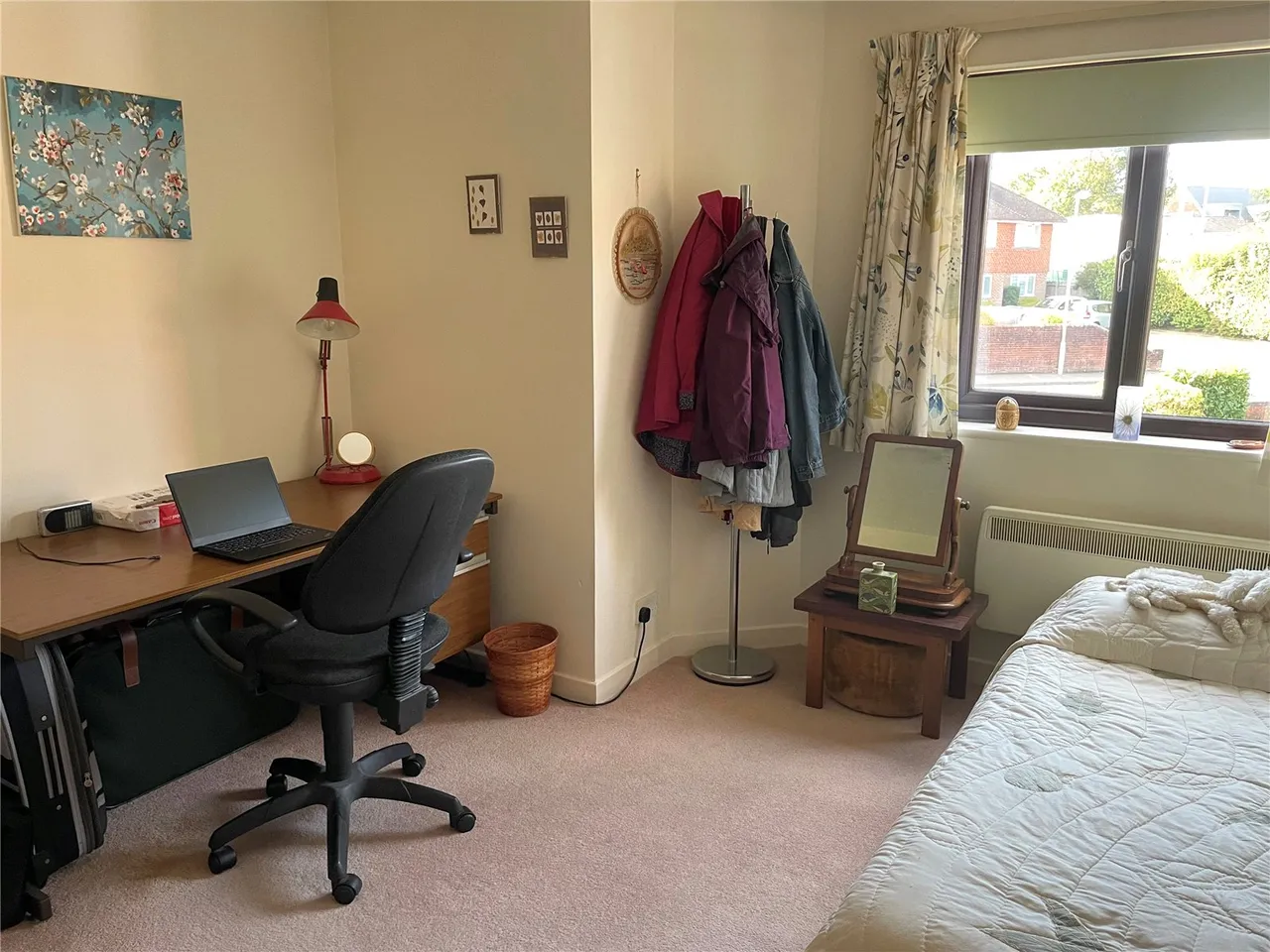 Portland Road, East Grinstead, RH19, photo 6