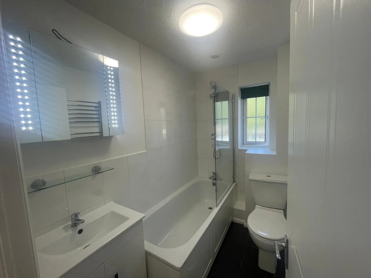 Lubeck Drive, Saxon Fields, SP10, photo 4