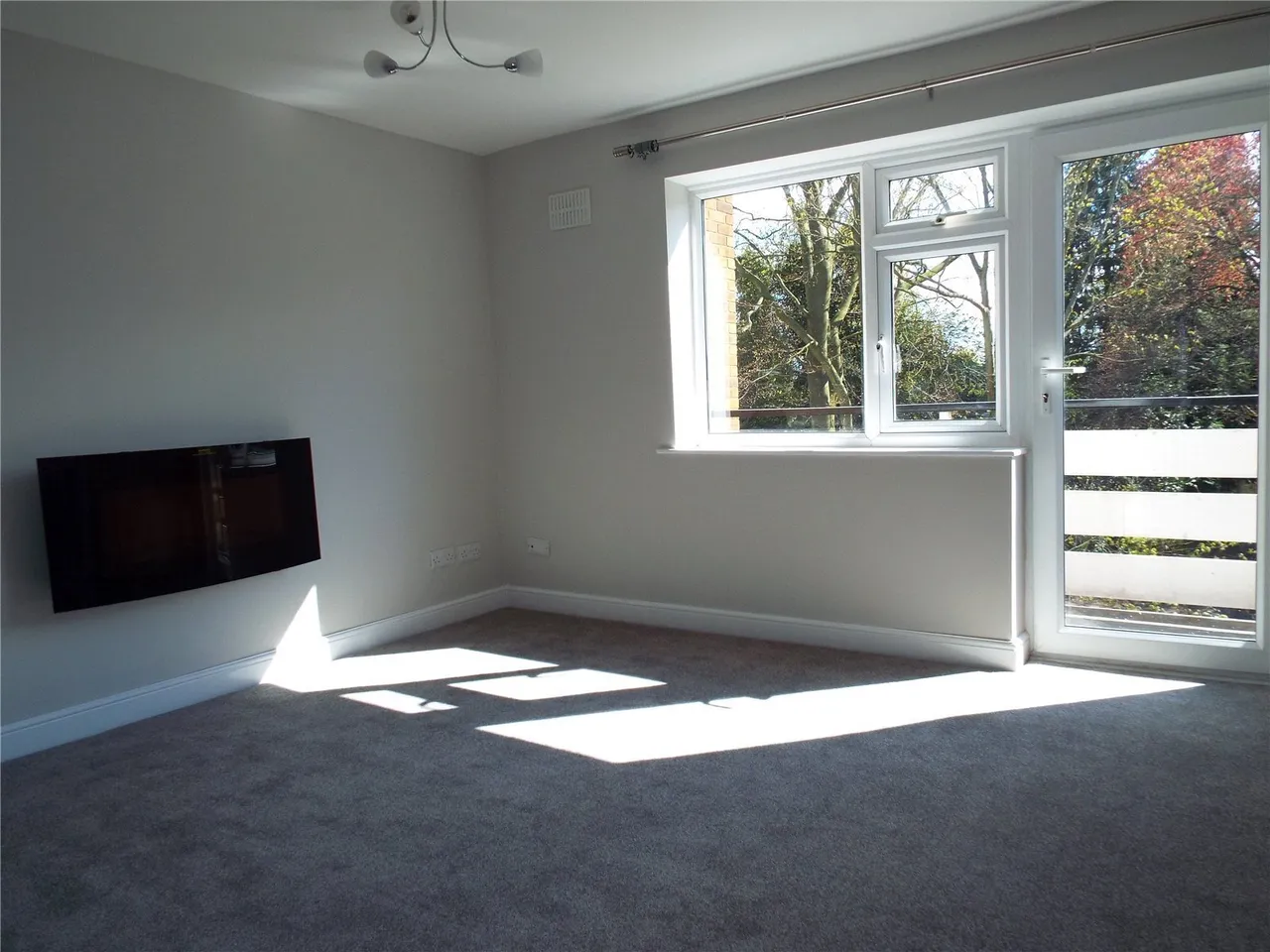 Broad Lane, Coventry, West Midlands, CV5, photo 2