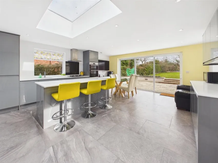 Brookfield Lane, Churchdown, photo 2