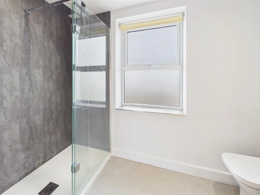 Brookfield Lane, Churchdown, photo 18