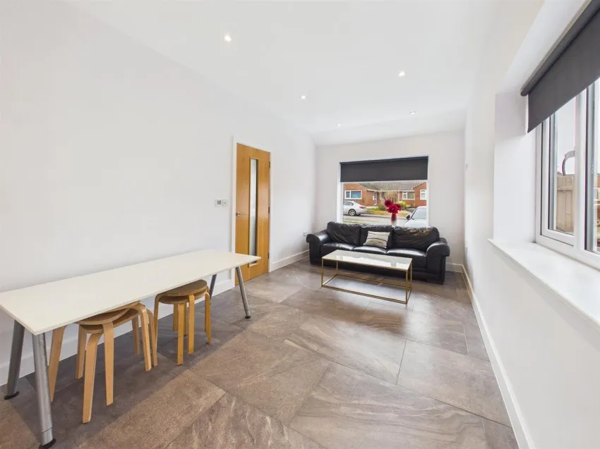 Brookfield Lane, Churchdown, photo 8