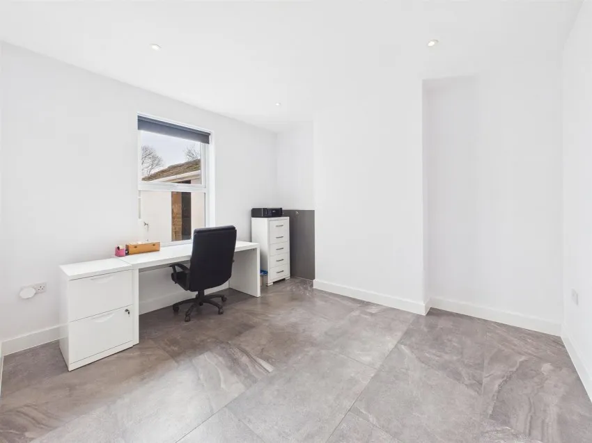 Brookfield Lane, Churchdown, photo 11