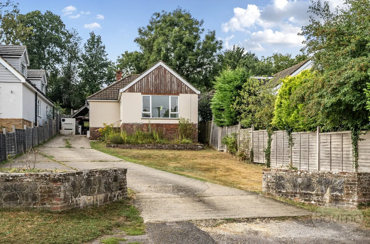 3 bed house for sale, Tilmore Gardens, Petersfield, GU32