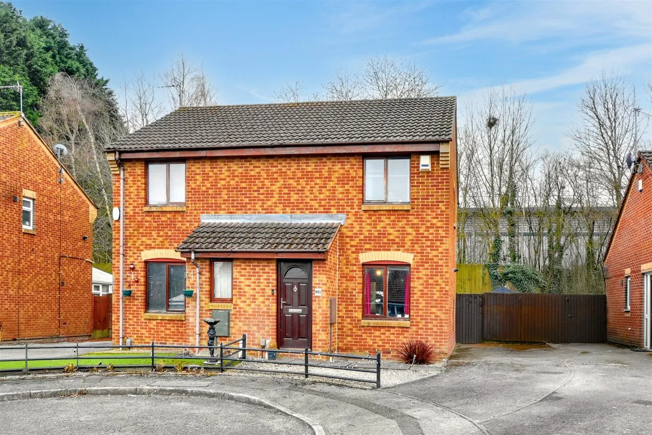 2 bed house for sale, Donbas Close, Bulwell, NG6