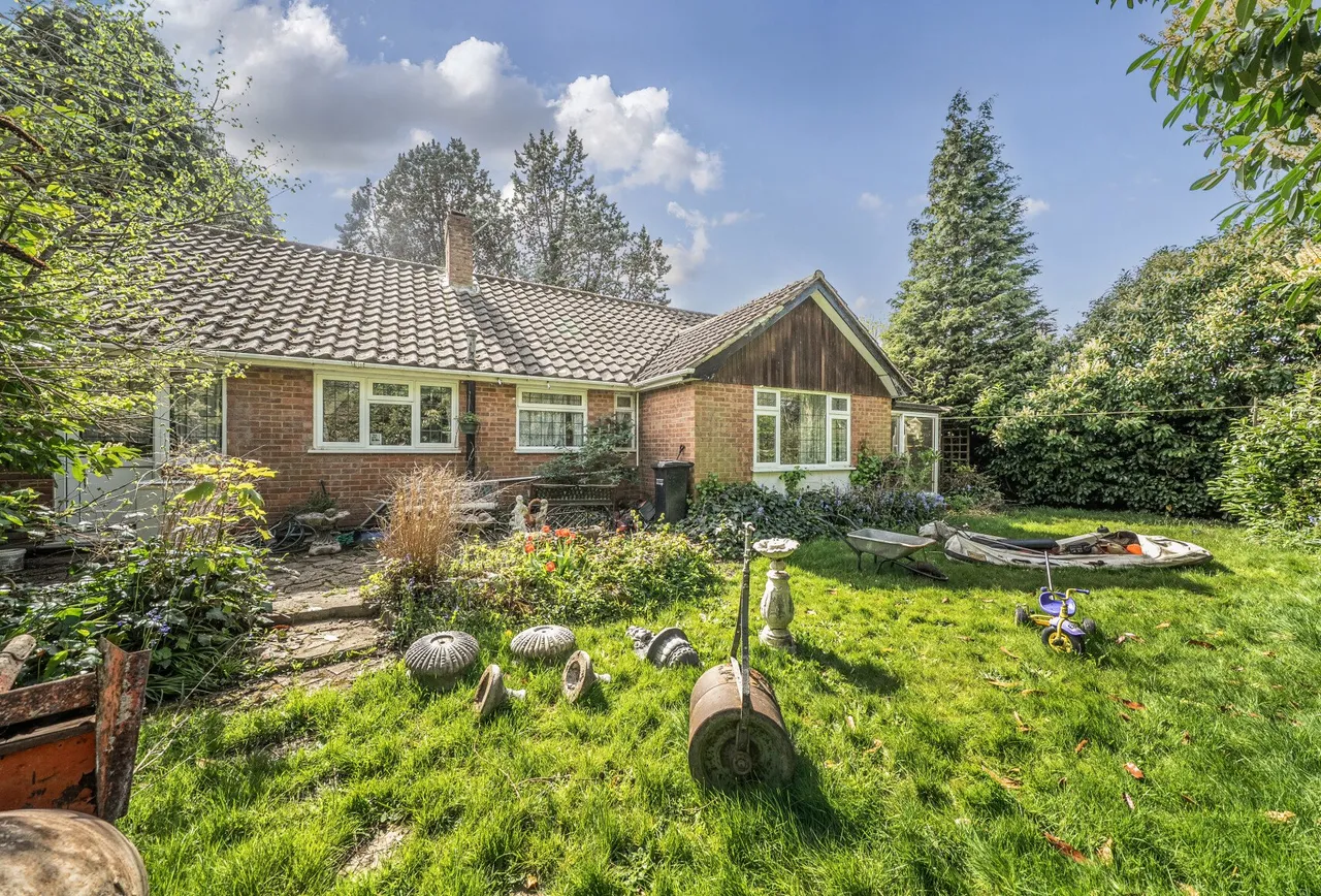 Greenfields Close, Horley, RH6 8HX, photo 6