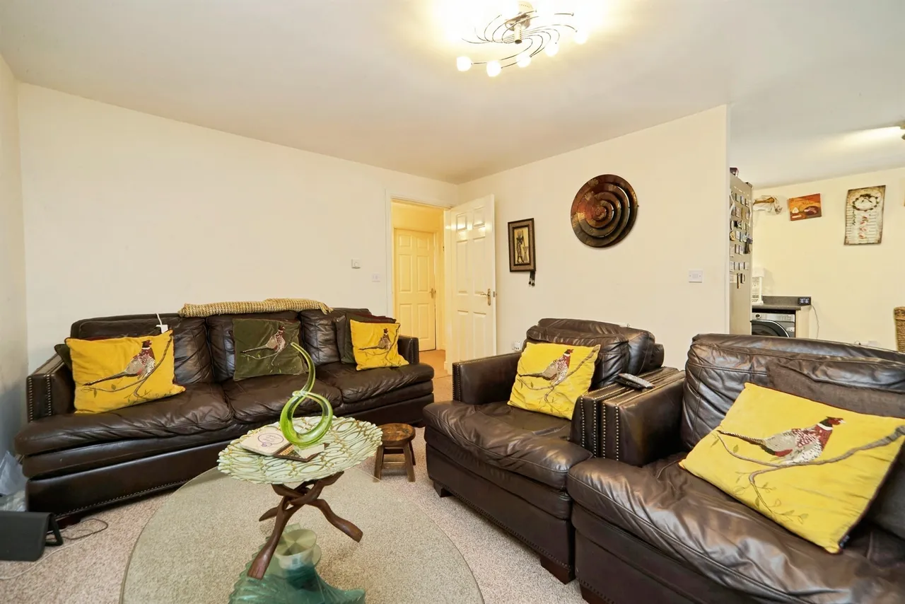 Oaklands Crescent, Gipton, Leeds, photo 7