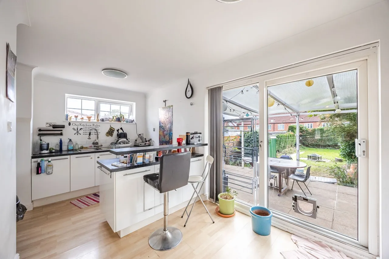 Impressive Family Home in Norwich, photo 3