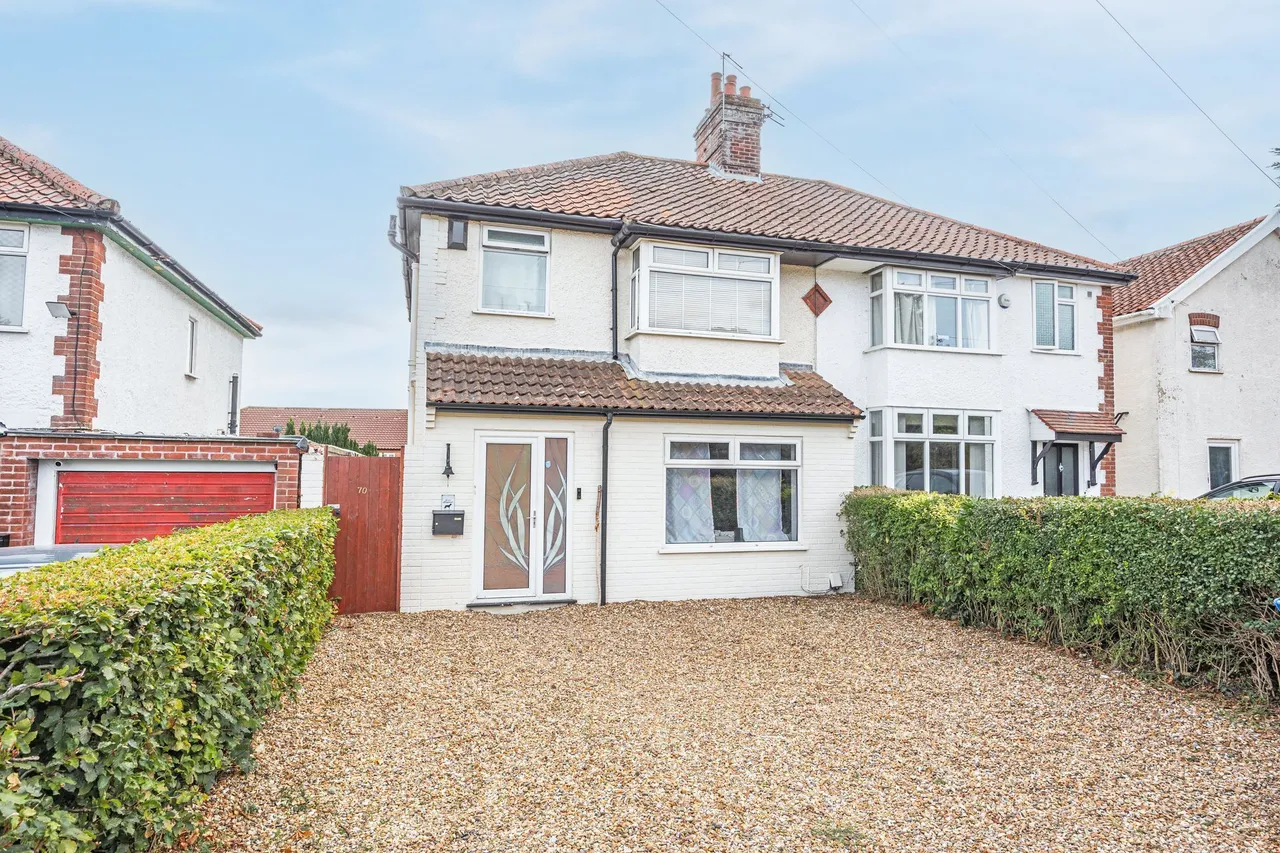 3 bed property for sale, Impressive Family Home in Norwich