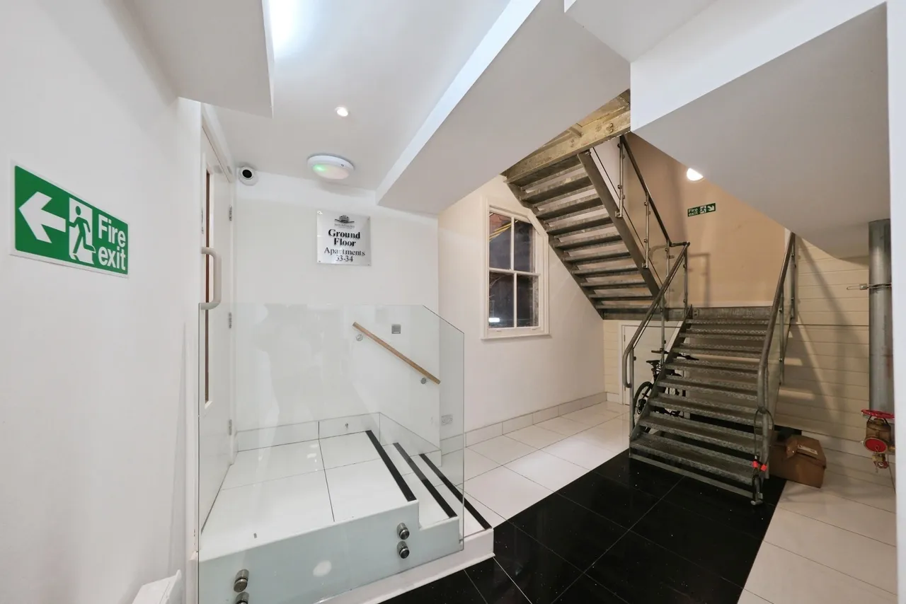 Hounds Gate, Nottingham, NG1, photo 16