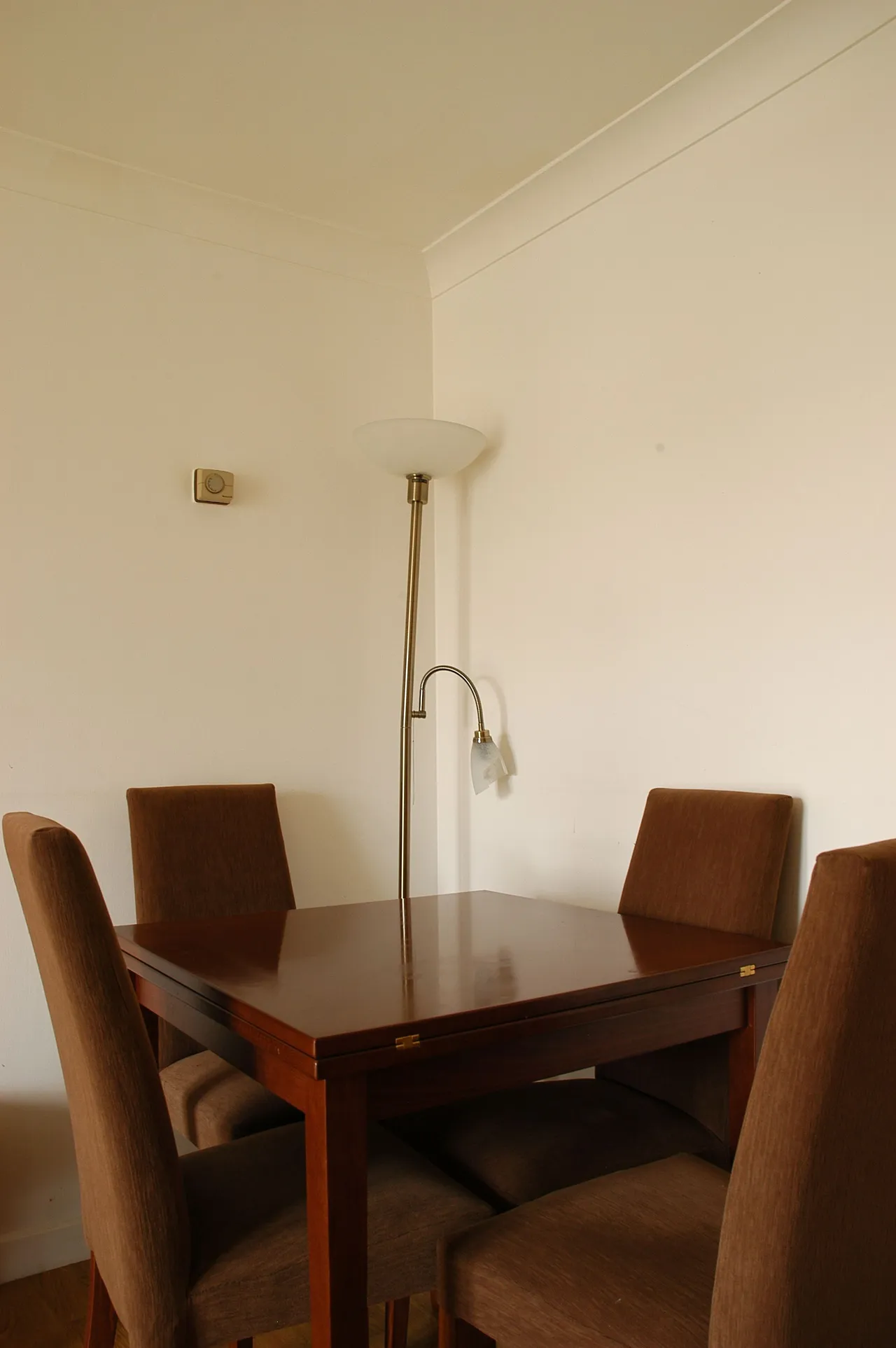 230 Brompton Park Crescent, London, photo 4