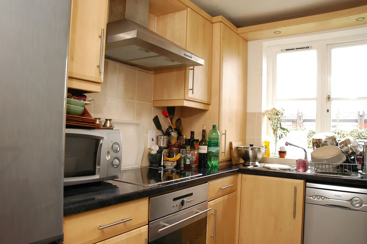 230 Brompton Park Crescent, London, photo 2