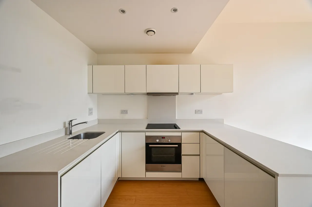 204 Aegean Court, 20 Seven Sea Gardens, London, photo 4