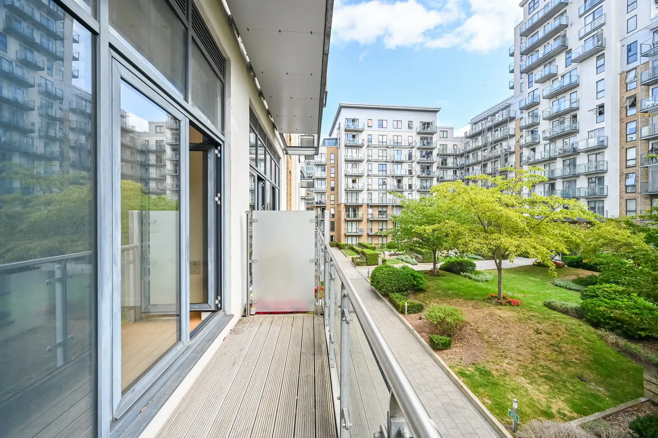 204 Aegean Court, 20 Seven Sea Gardens, London, photo 10