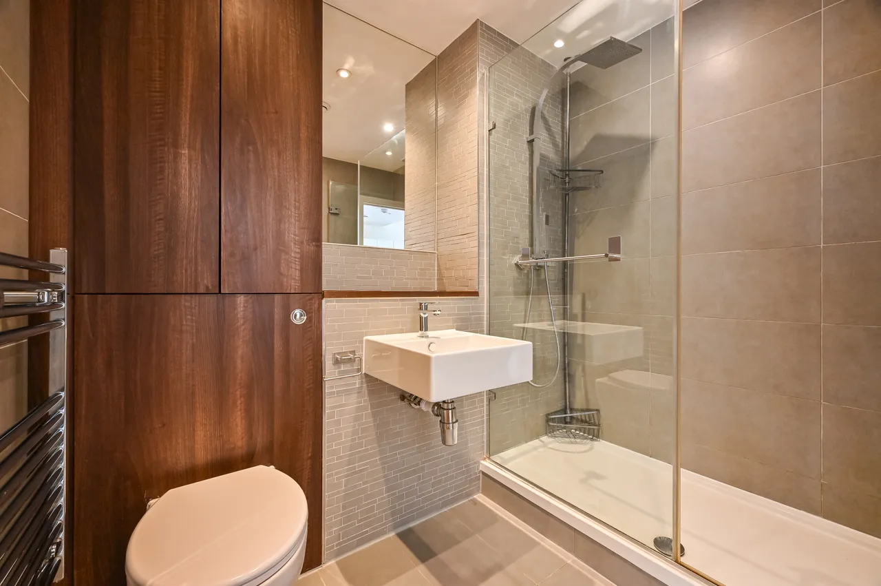 204 Aegean Court, 20 Seven Sea Gardens, London, photo 6