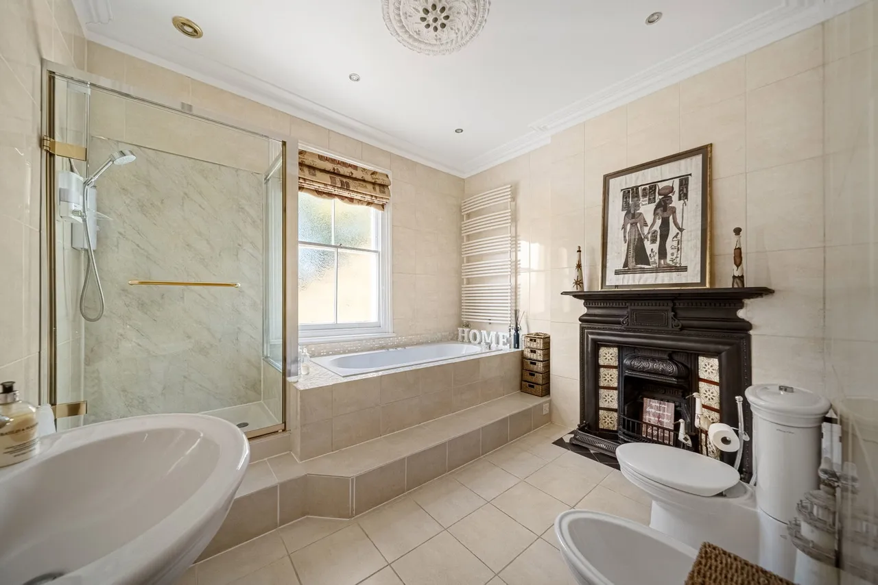 Woolstone Road, SE23, photo 17