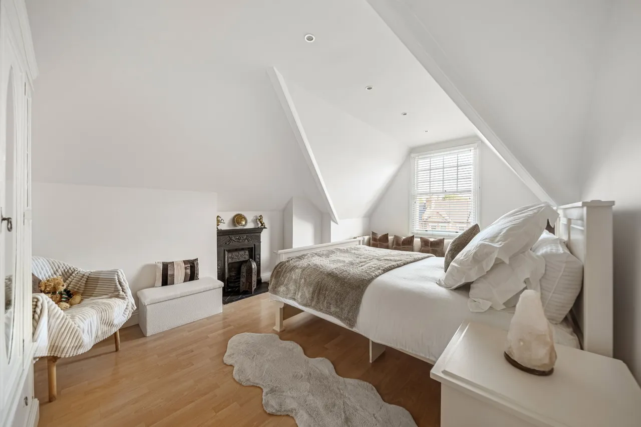 Woolstone Road, SE23, photo 18
