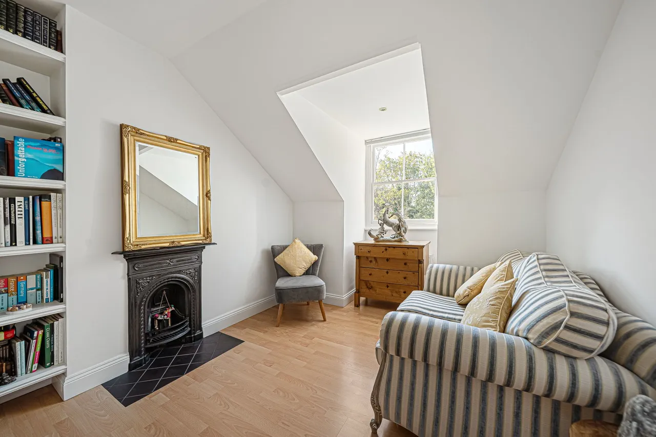 Woolstone Road, SE23, photo 21
