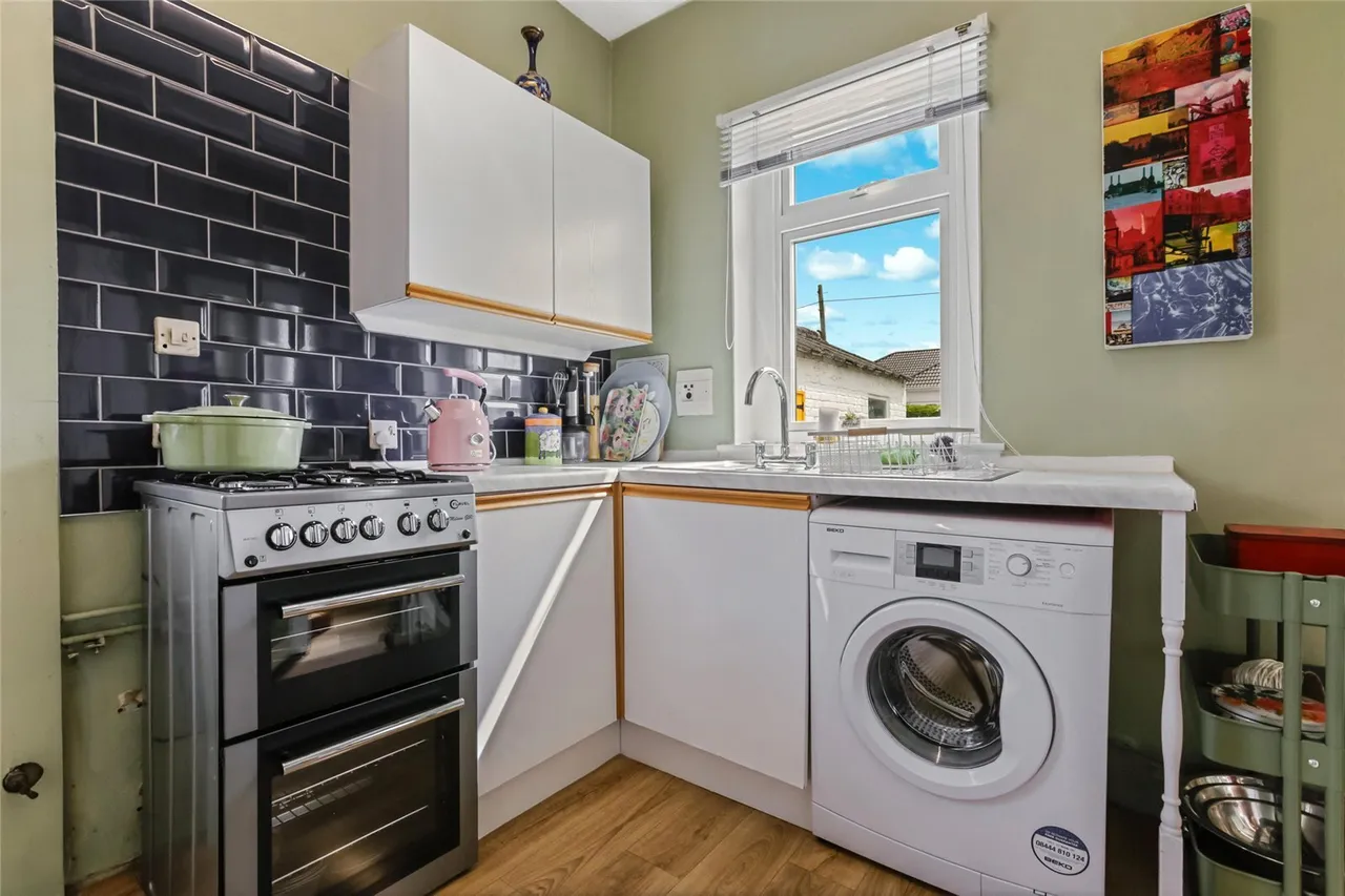 Stuart Avenue, Rutherglen, Glasgow, South Lanarkshire, G73, photo 5