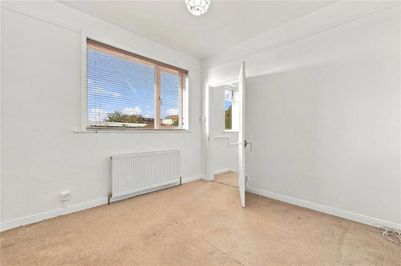 Nimrod Road, London, SW16, photo 6