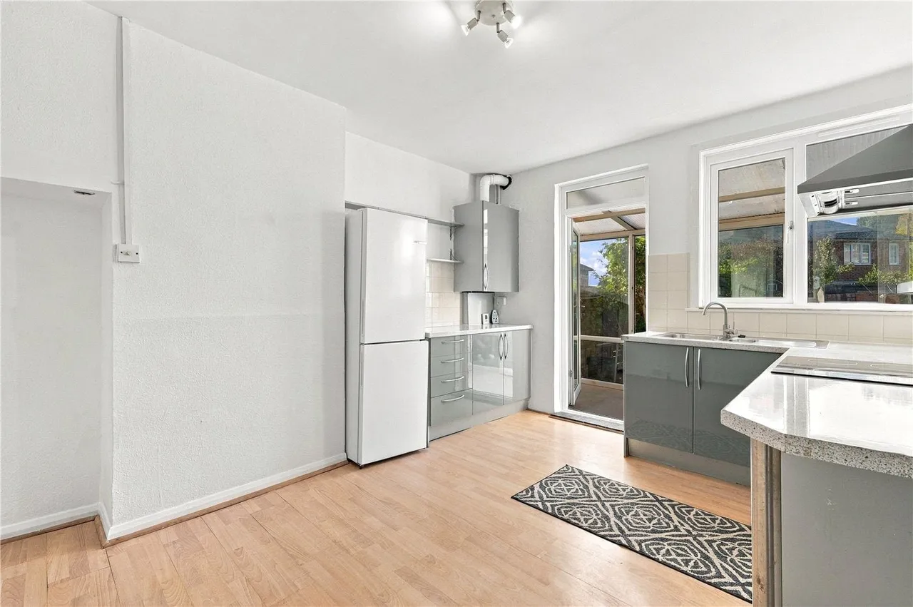 Nimrod Road, London, SW16, photo 4