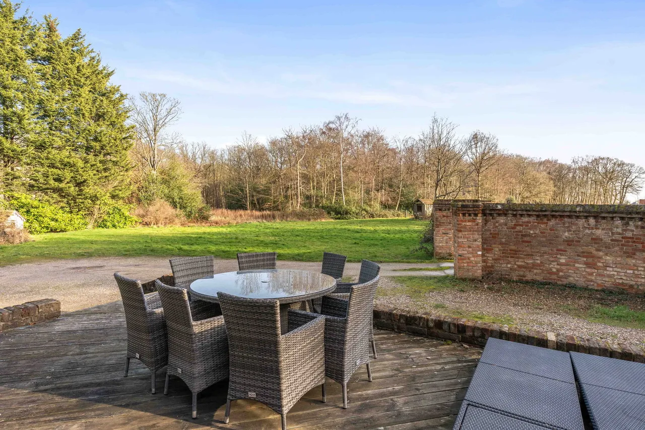 Little Warley, Brentwood, CM13, photo 5