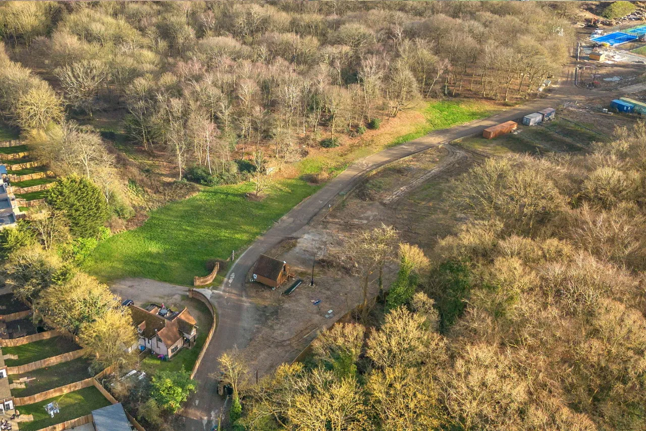 Little Warley, Brentwood, CM13, photo 2