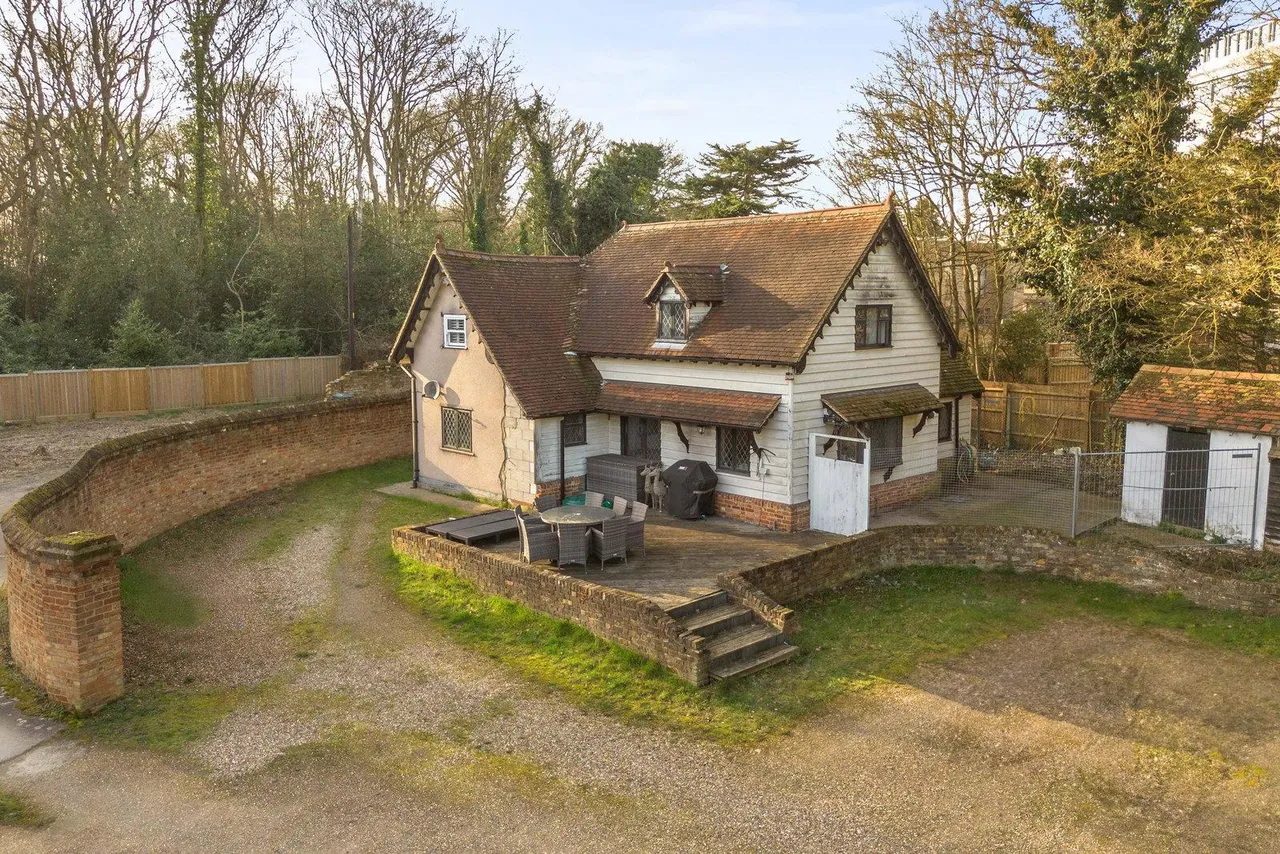 Little Warley, Brentwood, CM13, photo 23