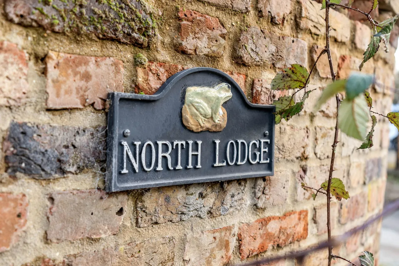 Little Warley, Brentwood, CM13, photo 6