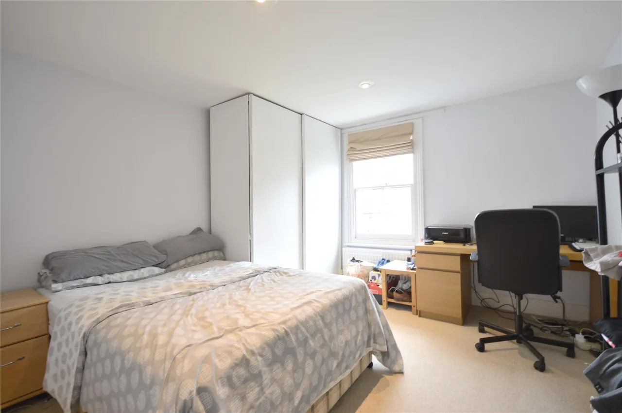 Shipka Road, London, SW12 9QP, photo 3