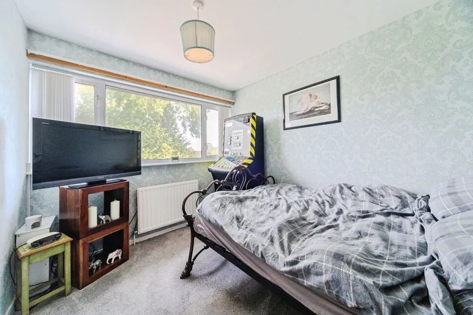 South Parade, Morley, West Yorkshire, LS27, photo 12