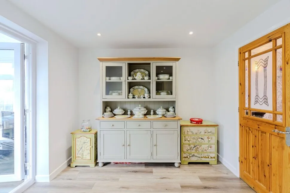 South Parade, Morley, West Yorkshire, LS27, photo 10