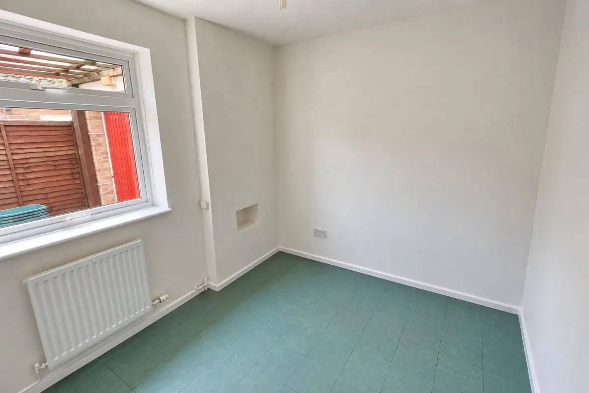 Court Road, Newent, GL18, photo 7