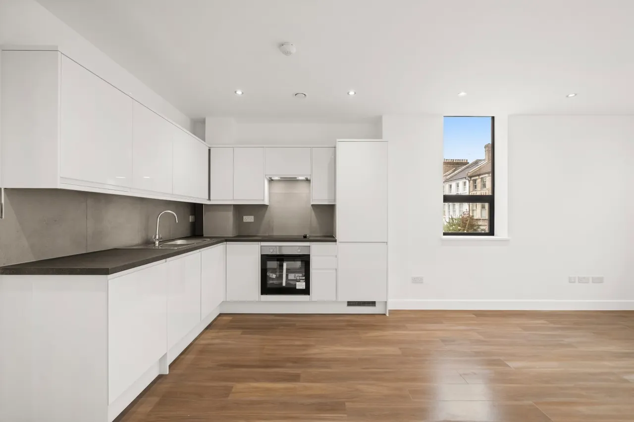 Tournay Road, London, SW6, photo 3