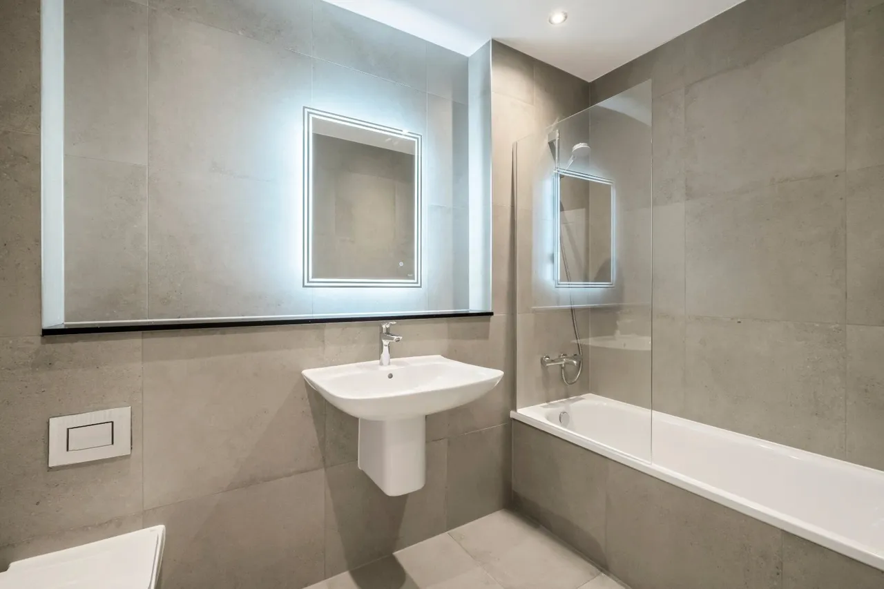 Tournay Road, London, SW6, photo 6