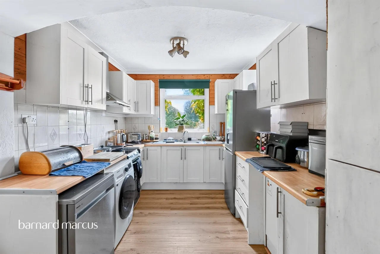 Southcote Road, Merstham, REDHILL, photo 6